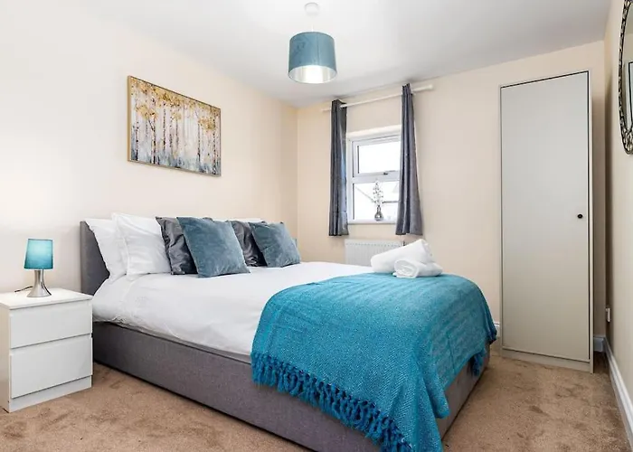 Fortified 4 Bedroom Holly Tatil Evi