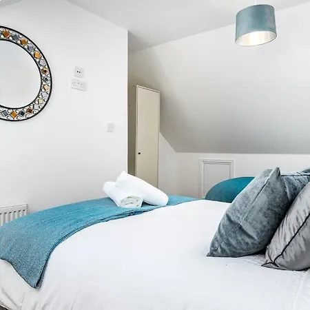 別荘 Fortified 4 Bedroom Holly