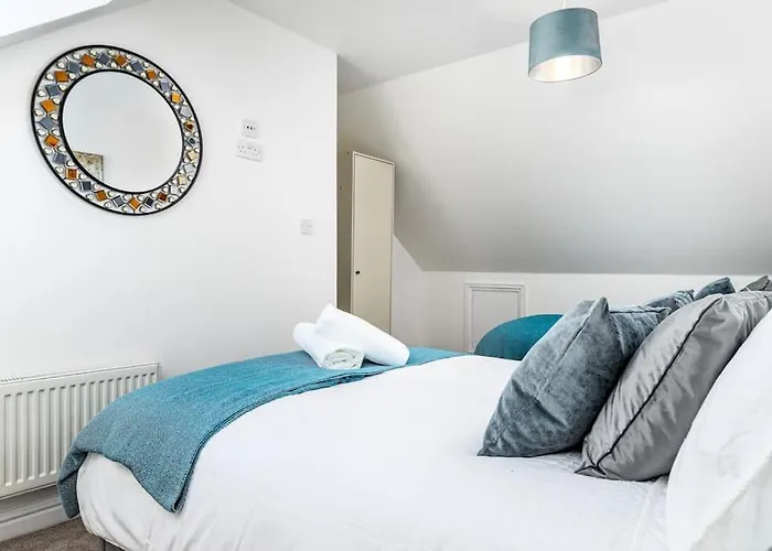 別荘 Fortified 4 Bedroom Holly